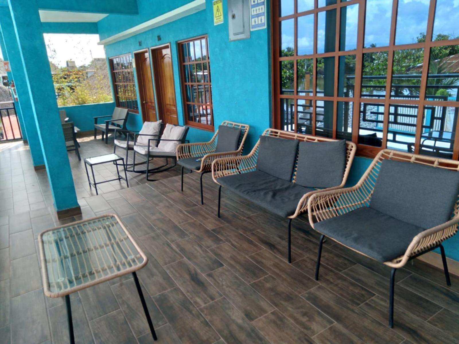 Hotel La Cueva Del Pirata Каситас Екстериор снимка