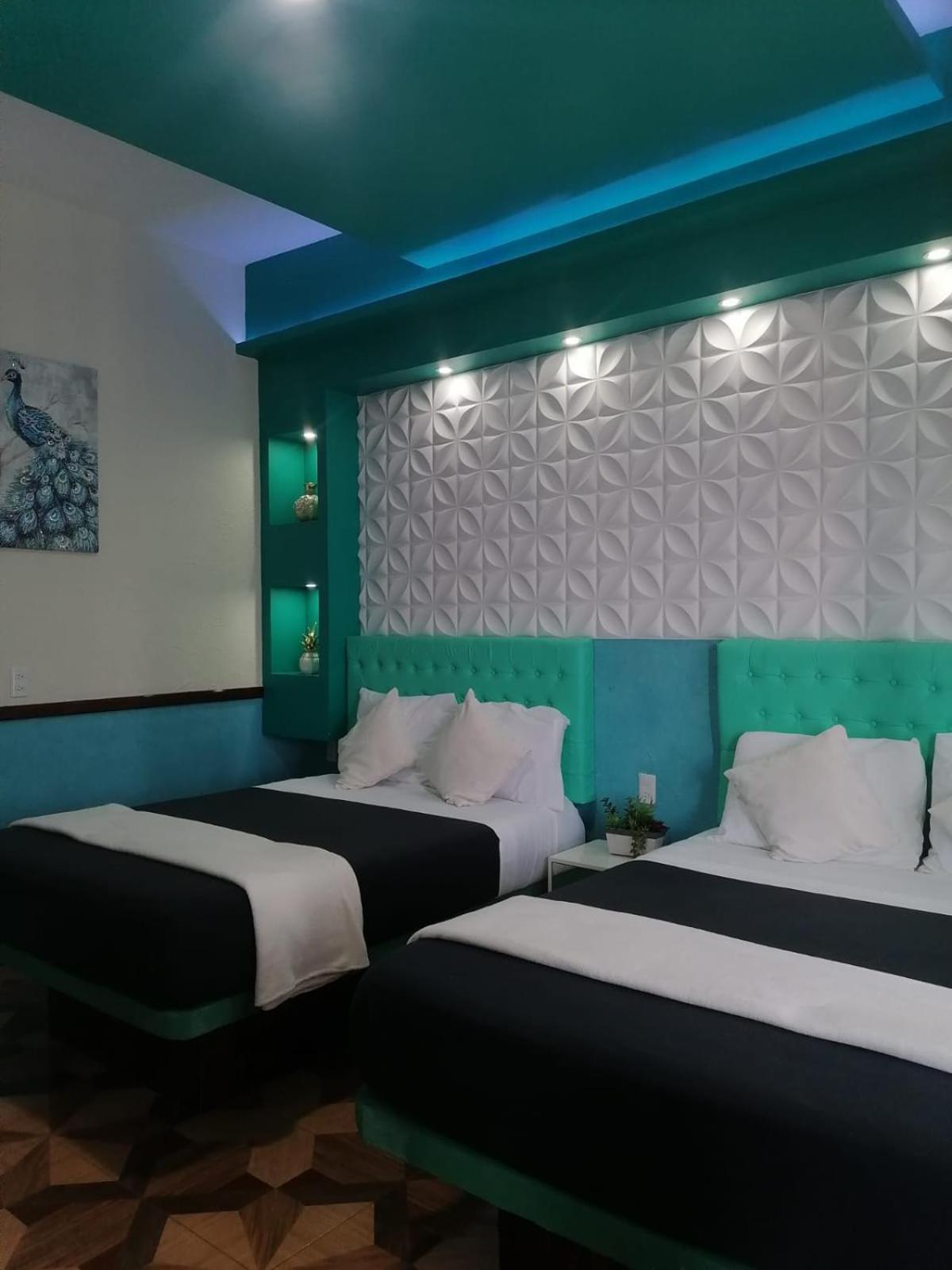 Hotel La Cueva Del Pirata Каситас Екстериор снимка