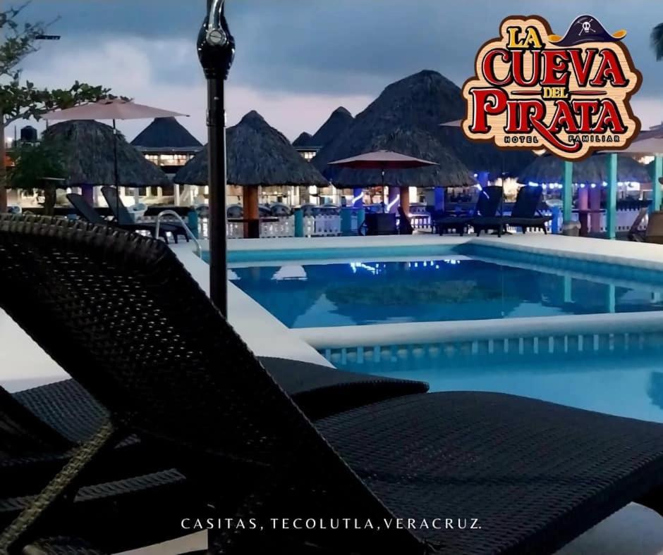 Hotel La Cueva Del Pirata Каситас Екстериор снимка